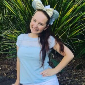 Meet your Posher, Madeline